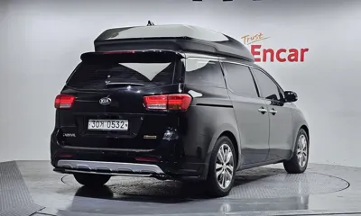 Kia Canival 2016, 232893 км, за 7481.14 USD