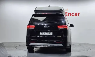 Kia Canival 2016, 232893 км, за 7481.14 USD