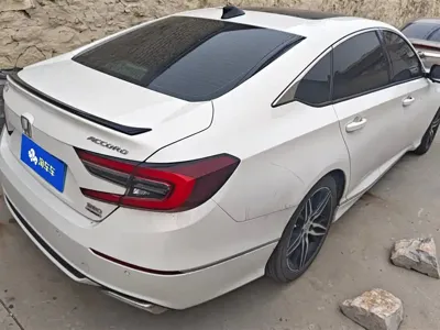 Honda Accord 2023, 24000 км, за 18981.39 USD