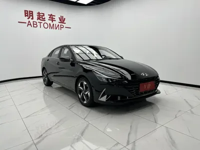 Hyundai Elantra 2022, 28000 км, за 14283.72 USD