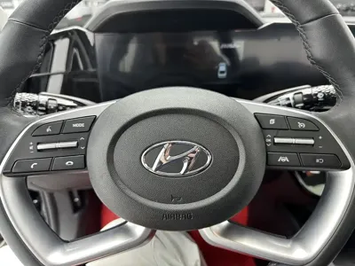 Hyundai Elantra 2022, 28000 км, за 14283.72 USD - фото 14