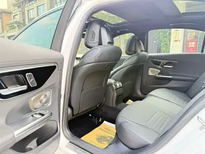 Mercedes-Benz C-Class 2023, 67000 км, за 29496.92 USD