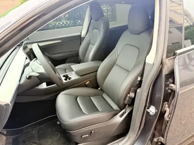 Tesla Model Y 2024, 9800 км, за 22071.91 USD - фото 8
