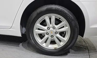 ChevroletGMDaewoo Cruze 2014, 110989 км, за 2371.99 USD