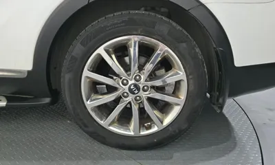 Kia Sorento 2016, 101850 км, за 9446.26 USD - фото 21