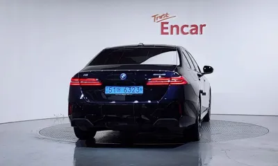 BMW i5 2024, 87110 км, за 38072.73 USD