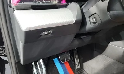 BMW i5 2024, 87110 км, за 38072.73 USD - фото 28