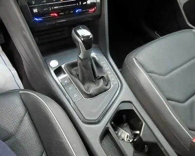 Volkswagen Tiguan 2023, 39200 км, за 18167.6 USD - фото 8