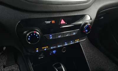 Hyundai Tucson 2017, 93047 км, за 8526.98 USD - фото 19