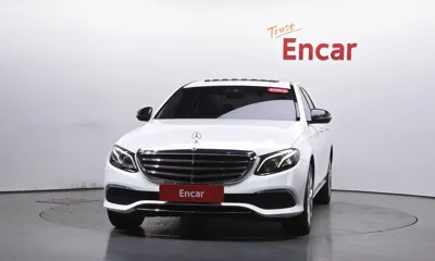 Mercedes-Benz E-Class 2019, 95607 км, за 16647.17 USD