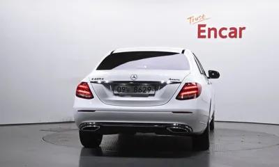 Mercedes-Benz E-Class 2019, 95607 км, за 16647.17 USD