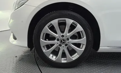 Mercedes-Benz E-Class 2019, 95607 км, за 16647.17 USD