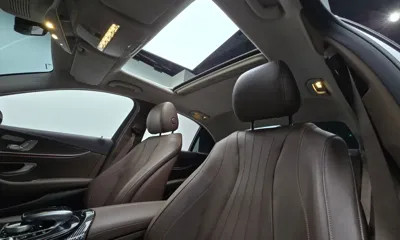 Mercedes-Benz E-Class 2019, 95607 км, за 16635.24 USD - фото 19