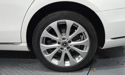 Mercedes-Benz E-Class 2019, 95607 км, за 16635.24 USD - фото 21