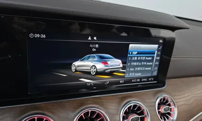 Mercedes-Benz E-Class 2019, 95607 км, за 16635.24 USD - фото 29