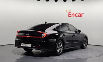 Hyundai Sonata 2021, 194631 км, за 9376.83 USD