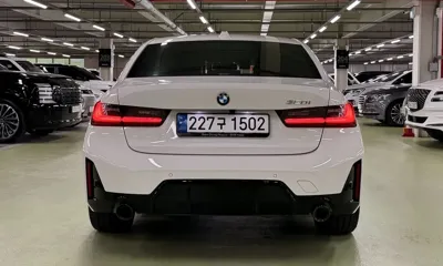 BMW 3-Series 2023, 22087 км, за 27569.91 USD
