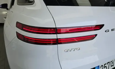Genesis GV70 2021, 42671 км, за 23452.78 USD - фото 23