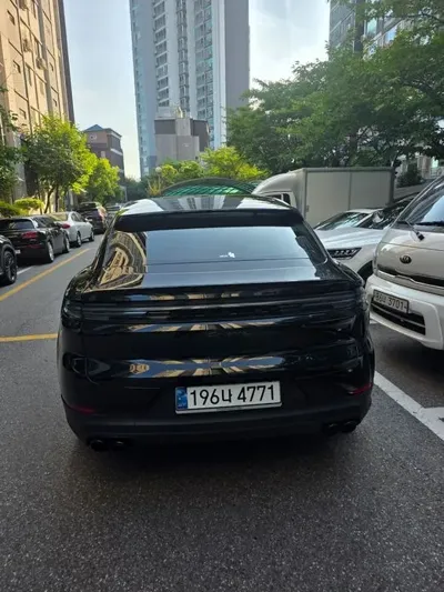 Porsche Cayenne 2025, 11077 км, за 137849.55 USD