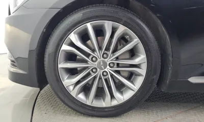 Hyundai Genesis 2015, 158704 км, за 5860.52 USD