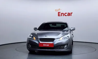 Hyundai Genesis 2009, 188810 км, за 2642.38 USD
