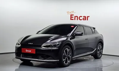 Kia EV6 · 2023 год