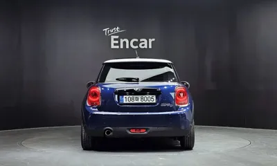 MINI Cooper 2016, 107427 км, за 4558.97 USD