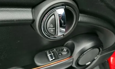 MINI Cooper 2015, 87589 км, за 3627.35 USD - фото 16