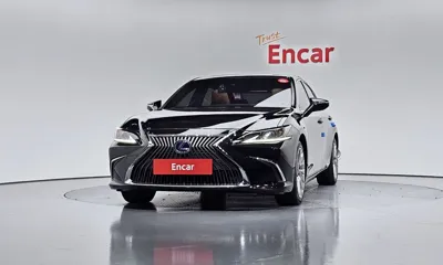 Lexus ES 2020, 81244 км, за 24777 USD