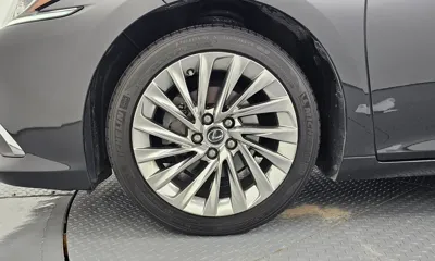 Lexus ES 2020, 81244 км, за 24777 USD