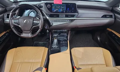 Lexus ES 2020, 81244 км, за 24777 USD - фото 7