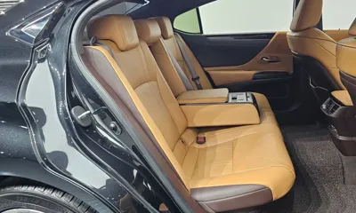 Lexus ES 2020, 81244 км, за 24777 USD - фото 12