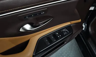Lexus ES 2020, 81244 км, за 24777 USD - фото 16