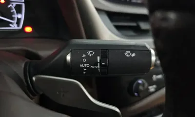 Lexus ES 2020, 81244 км, за 24777 USD - фото 17