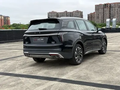 Hongqi Hongqi HS7 PHEV 2026, 100 км, за 26107.95 USD