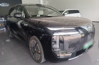 Denza N8L 2025, 3400 км, за 42558 USD