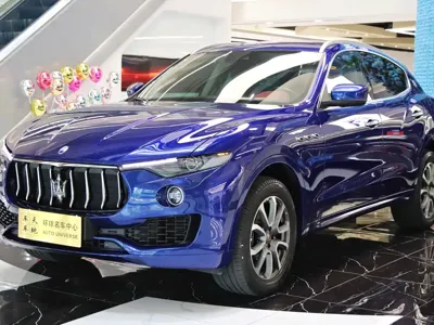 Maserati Levante · 2017 год