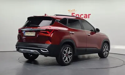 Kia Seltos 2023, 30213 км, за 14113.17 USD