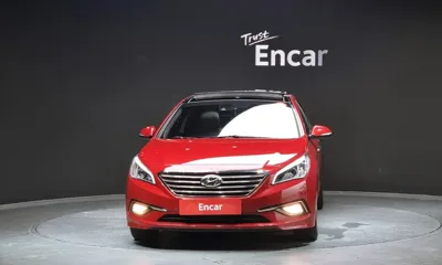 Hyundai Sonata 2015, 104381 км, за 6240.14 USD