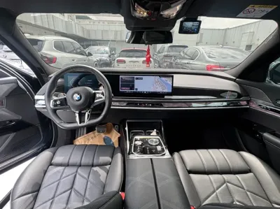 BMW 7-Series 2025, 20599 км, за 68907.21 USD - фото 7