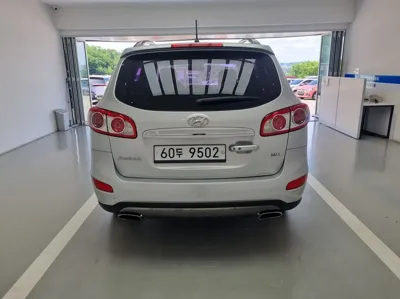 Hyundai Santafe 2012, 123500 км, за 3127.04 USD
