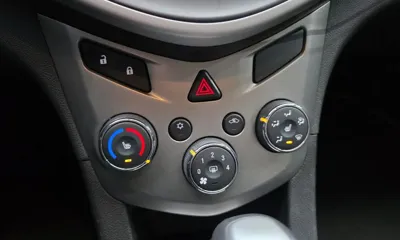 ChevroletGMDaewoo Aveo 2018, 93391 км, за 2973.24 USD - фото 17