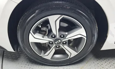 Kia K3 2019, 80339 км, за 8395.03 USD
