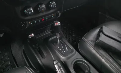 Jeep Wrangler 2017, 144670 км, за 14116.59 USD - фото 9
