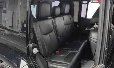 Jeep Wrangler 2017, 144670 км, за 14116.59 USD - фото 11