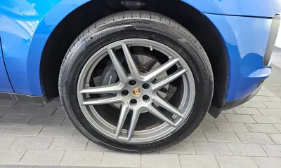 Porsche Macan 2019, 81021 км, за 29944.49 USD
