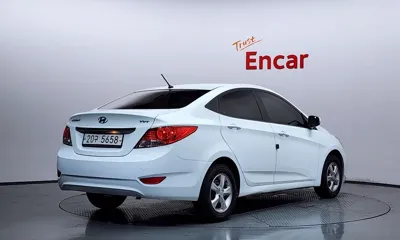 Hyundai Accent 2015, 111722 км, за 3255.84 USD