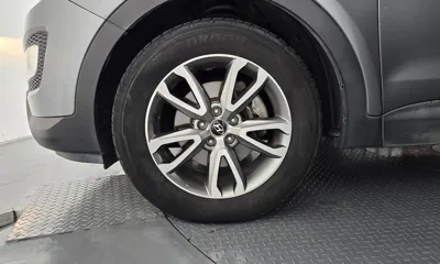 Hyundai Santafe 2014, 129470 км, за 5579.62 USD