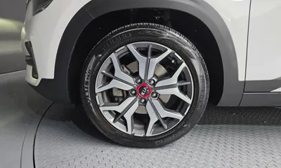 Kia Seltos 2022, 134837 км, за 10358.31 USD