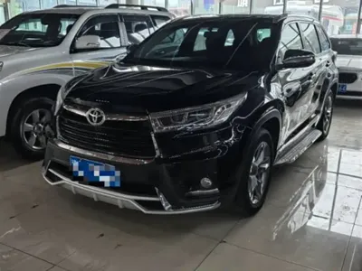 Toyota Highlander · 2016 год